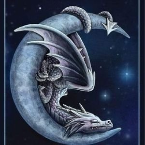 Meet your Posher, Elicia